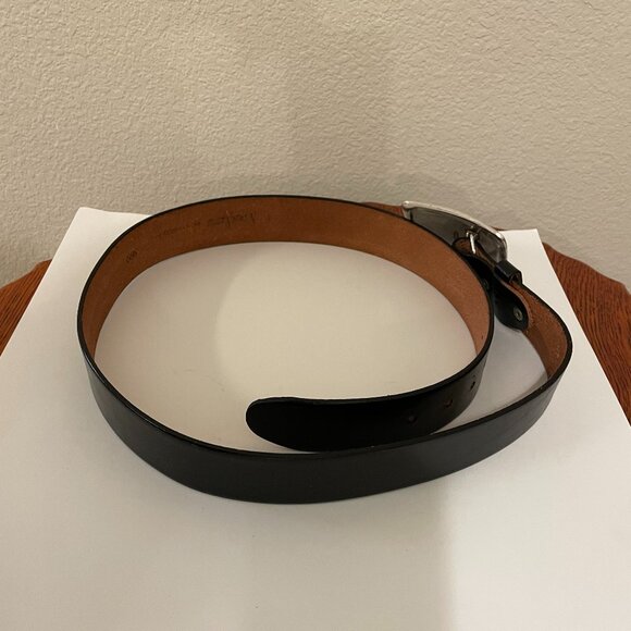 Neiman Marcus by Streets Ahead Women’s Black Leather Belt with Silver Buckle - Picture 11 of 14